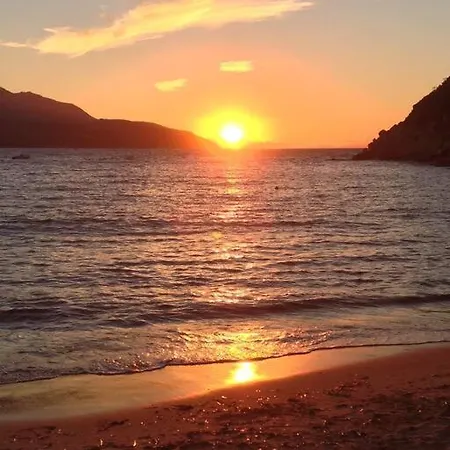 Hotel Elba Island House La Palma On Forno 4*